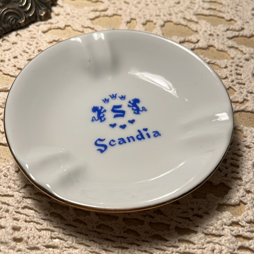 Vintage Scandia Ceramic Ashtray/Trinket Dish MCM